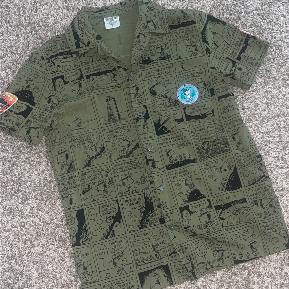 Peanuts Olive Comic Print Men's Shirt size small beagle scout - Picture 6 of 13